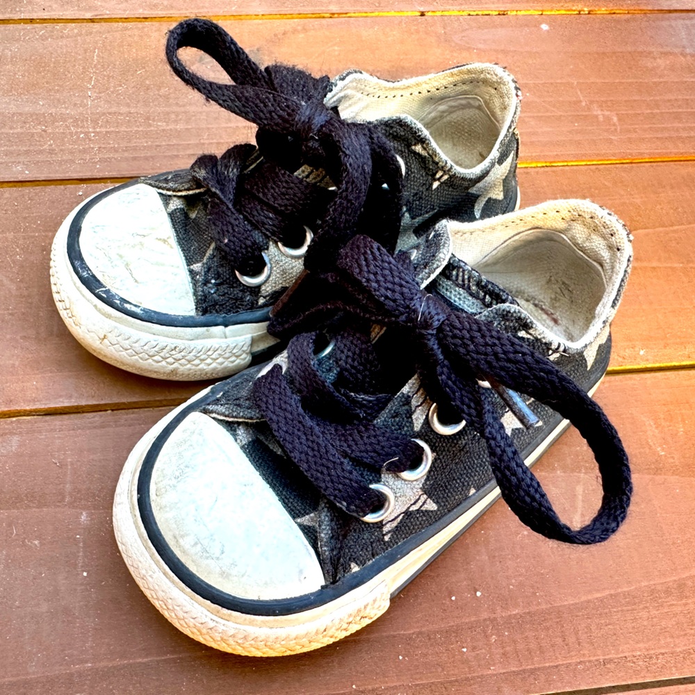 Toddler Converse Star Sneakers Size 3T